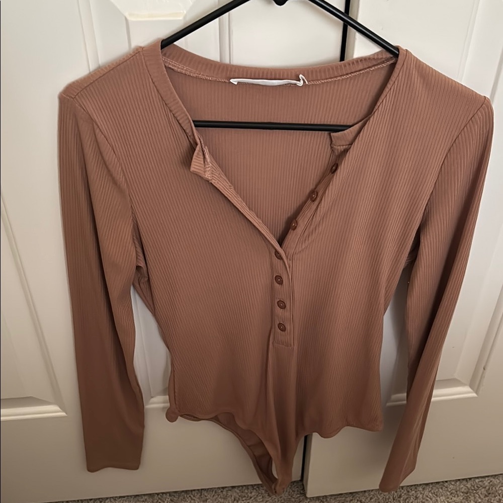 ASTR The Label Ribbed Henley Button Bodysuit Taupe Size M